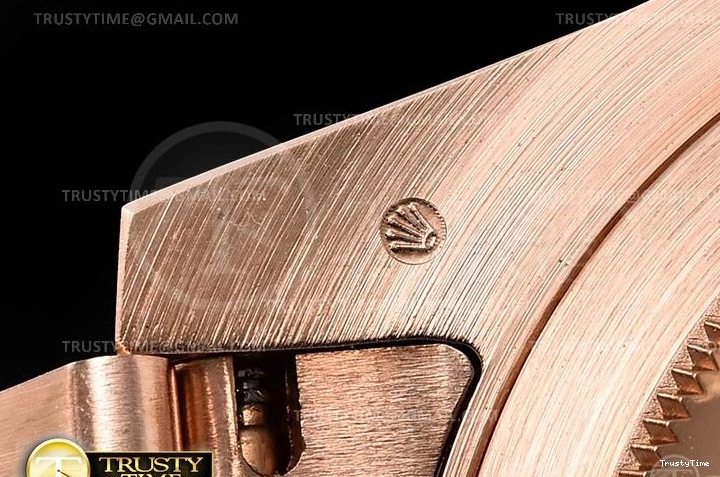 0422 ROLGMT133 – GMT II Snug 968